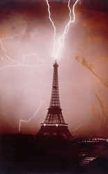 Storm boven de Eiffeltoren, 6 mei 1919